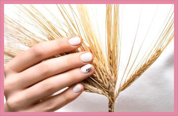 Maniküre mit Nagellack jetzt Buchen