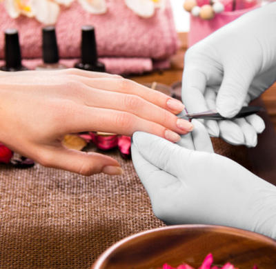 Maniküre mit Shellack Maniküre und Nagelmodellage mit Gel auffüllung by Valentina Nail-Arts Berlin