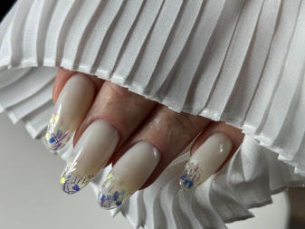 Gel Nägel mit dekorativen Aquarium Design