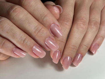 Naturnägel-Verstärkung in natürlichen Rosa Farbe