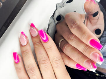 Gel Nägel mit Hellroten Duett Design